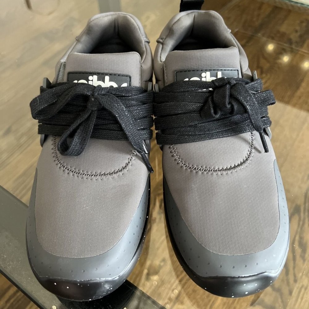 Snibbs Spacecloud Womens Size 6.5 US Non Slip Gray Comfort Work Sneakers - NEW